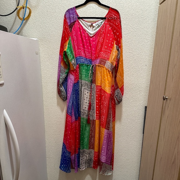 Never Fully Dressed Dresses & Skirts - Never Fully Dressed - sheer with slip - bandana print Size Size 10